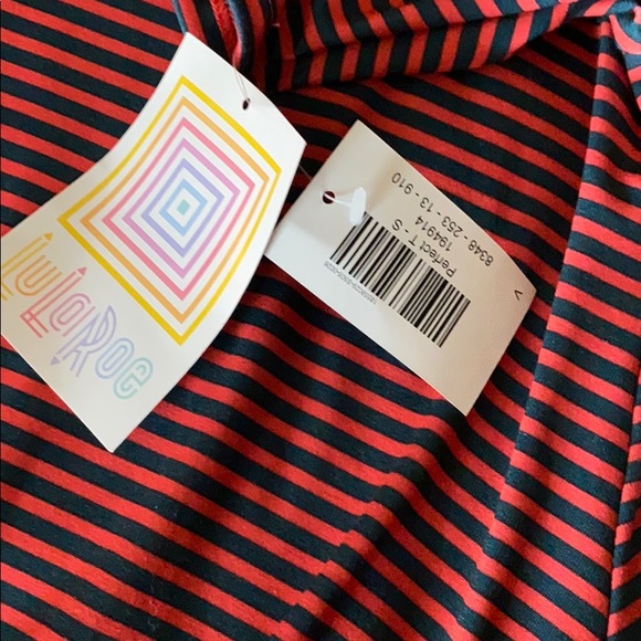 LuLaRoe Perfect T - Picture 2 of 3